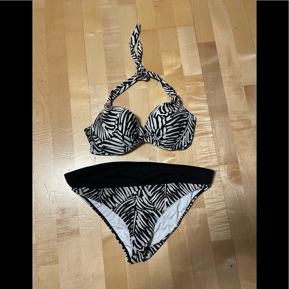 Victorias Secret Palm Leaf Print The Foldover Bikini Set - Picture 1 of 7